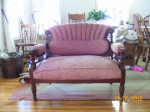 settee 1 (480x360) — Hello and Help Identify